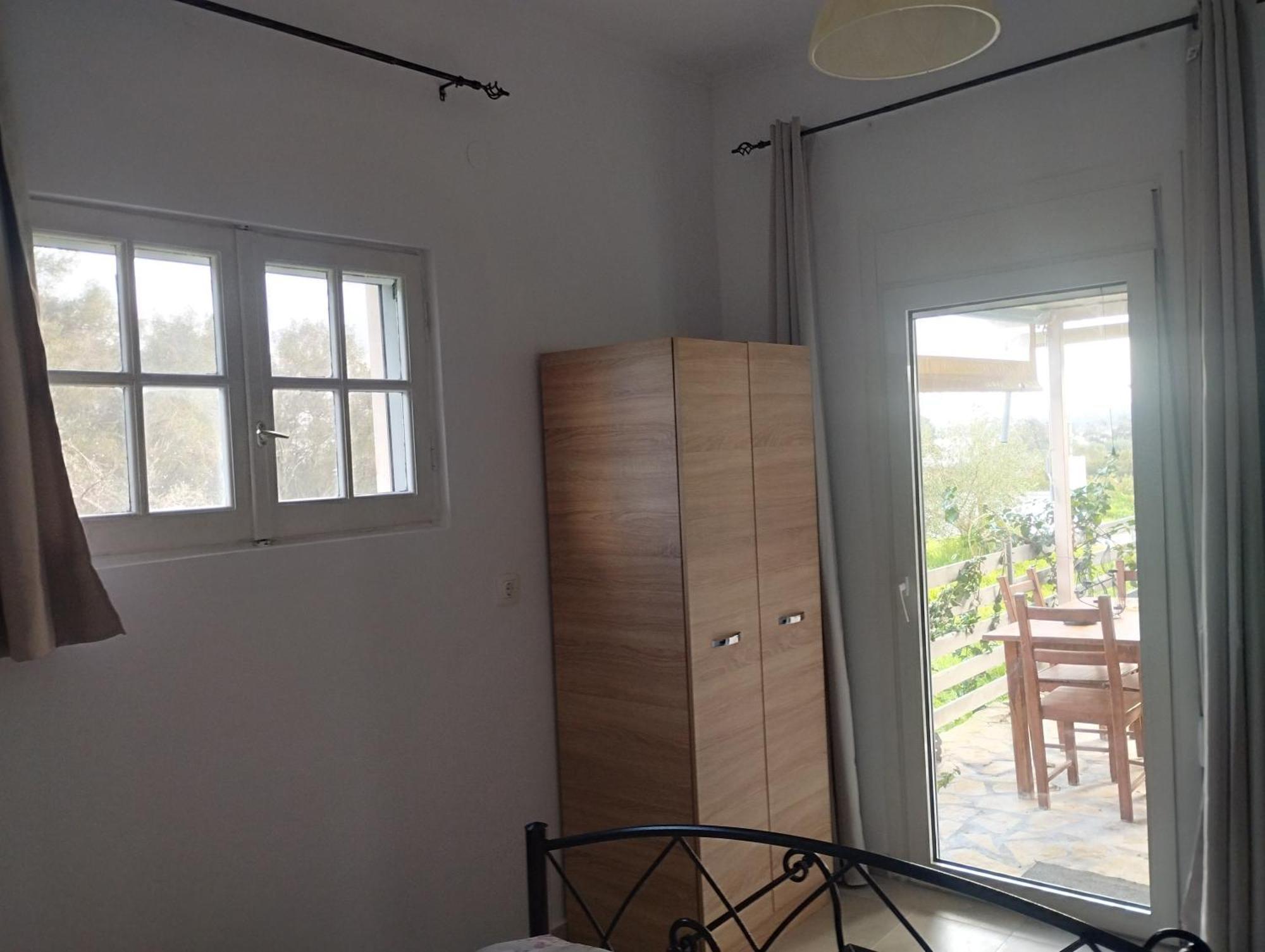 Spiti Lou Apartment Notos ภายนอก รูปภาพ